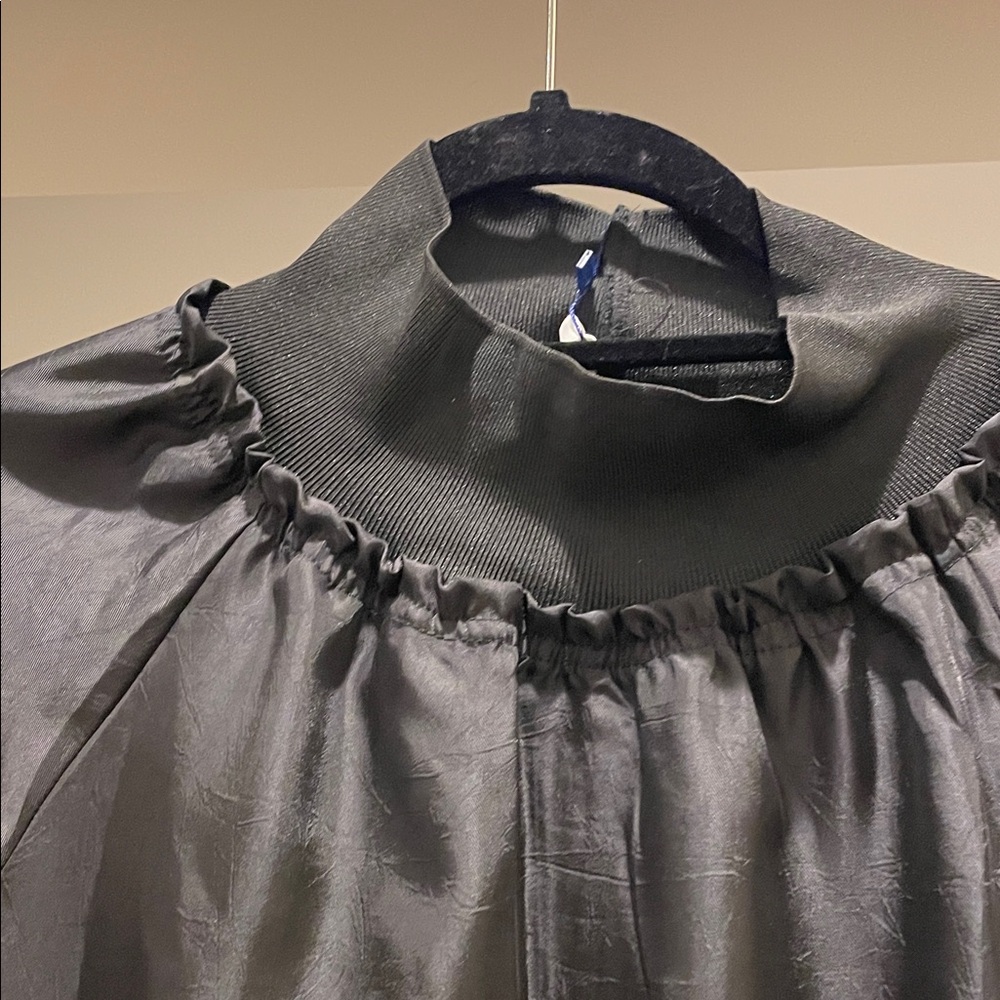 Elkazhu Black maxi Dress (bw) - Picture 2 of 7